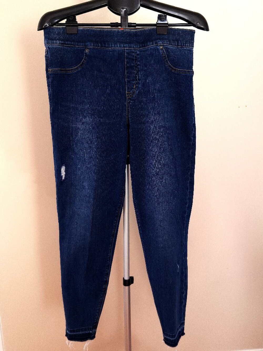 SPANX Distressed Demin Skinny Frayed Leg Pull-On Jeans - Size XL/TG